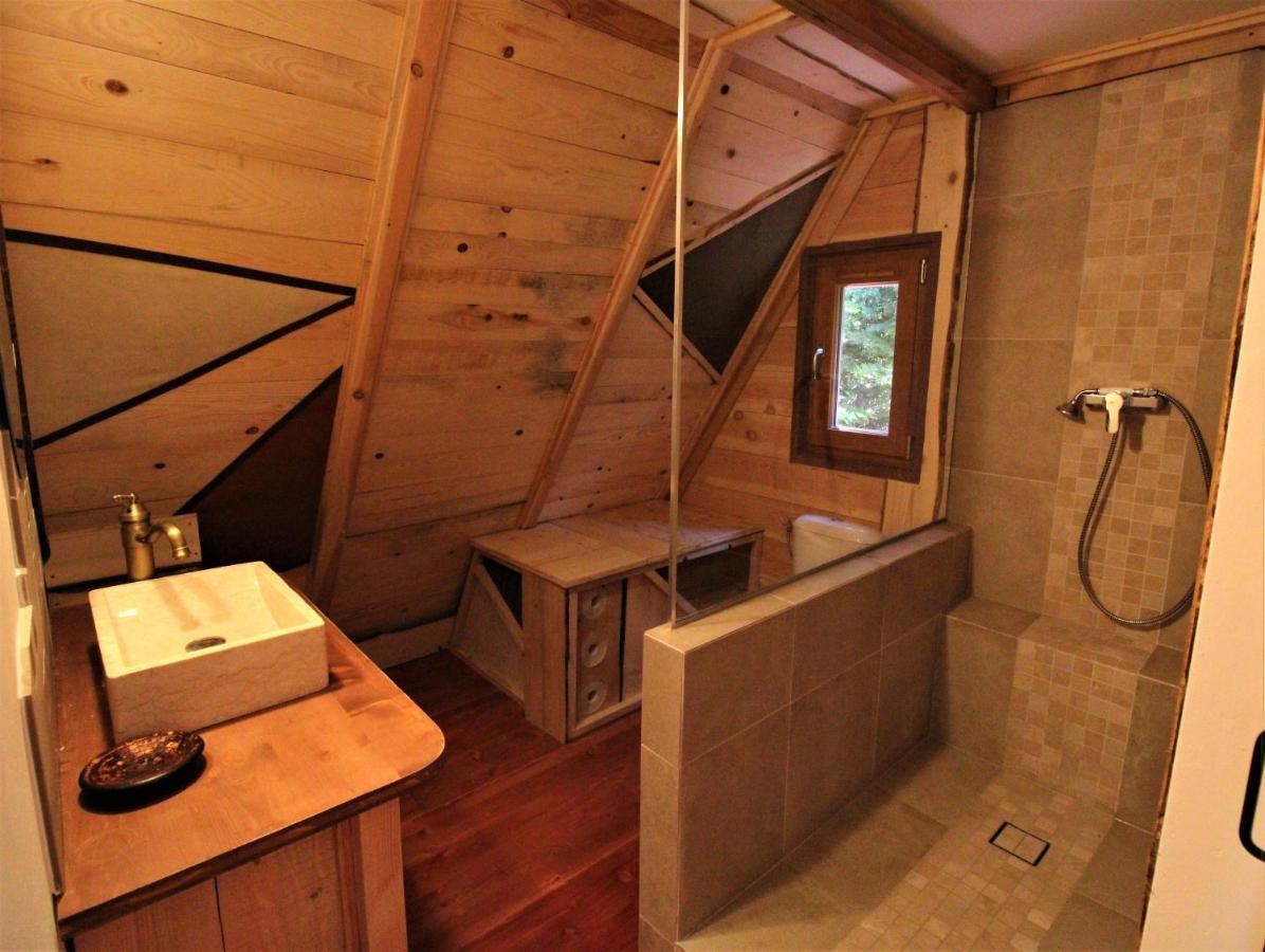 Habitat Createur - Hebergements Insolites Au Camping Municipal "Les Ecureuils" Recoubeau-Jansac Zewnętrze zdjęcie