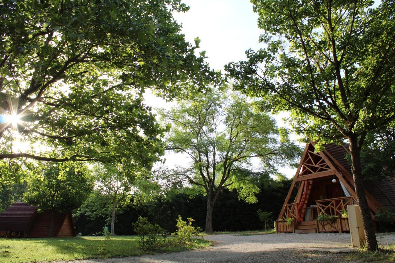 Habitat Createur - Hebergements Insolites Au Camping Municipal "Les Ecureuils" Recoubeau-Jansac Zewnętrze zdjęcie