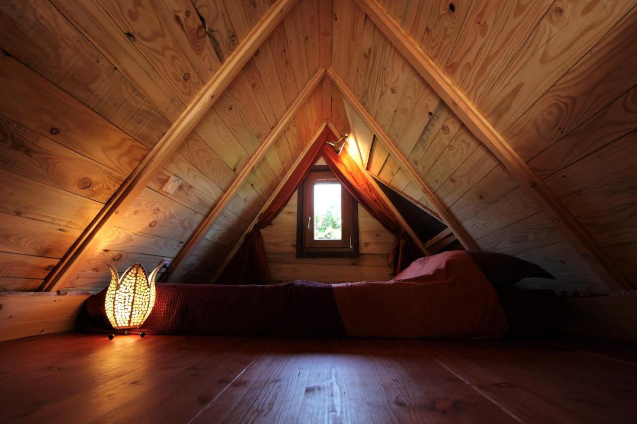 Habitat Createur - Hebergements Insolites Au Camping Municipal "Les Ecureuils" Recoubeau-Jansac Zewnętrze zdjęcie