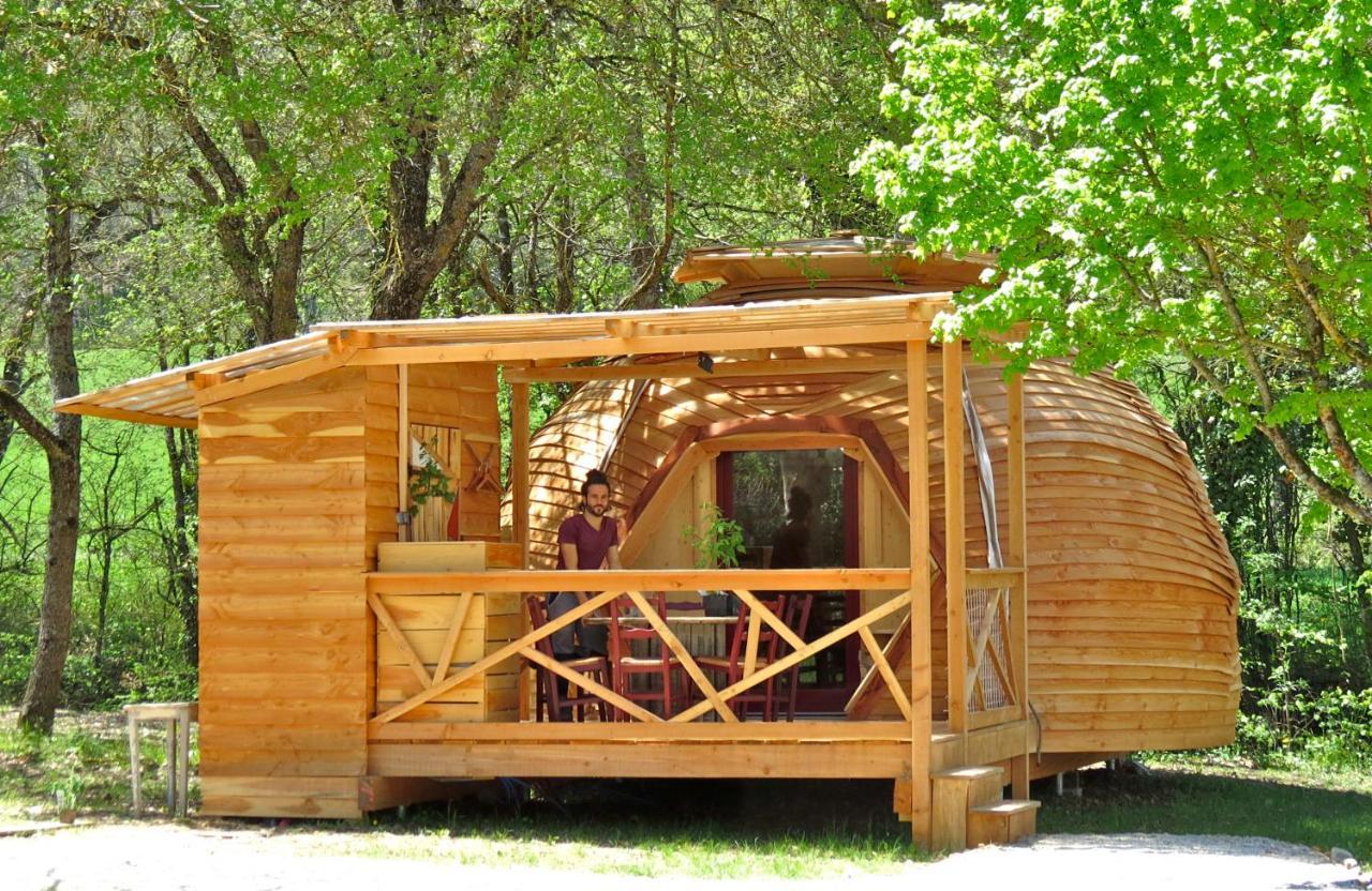 Habitat Createur - Hebergements Insolites Au Camping Municipal "Les Ecureuils" Recoubeau-Jansac Zewnętrze zdjęcie